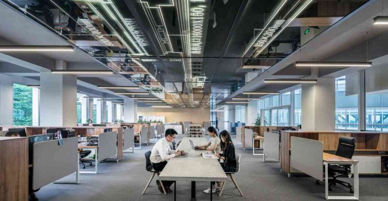 peraturan perusahaan adalah